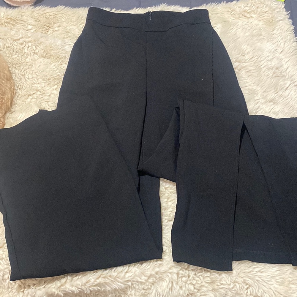 Black Wide leg trousers.